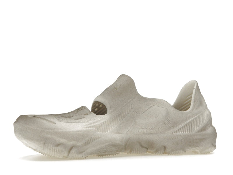 Nike ISPA Universal Natural Black