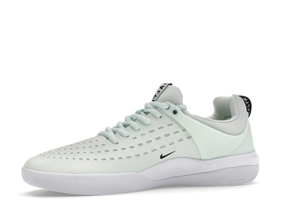 Nike SB Zoom Nyjah 3 Barely Green