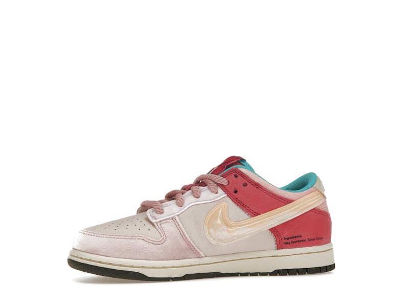 Nike Dunk Low Social Status Free Lunch Strawberry Milk (PS)