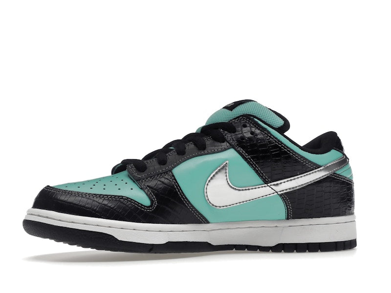 Nike SB Dunk Low Diamond Supply Co.