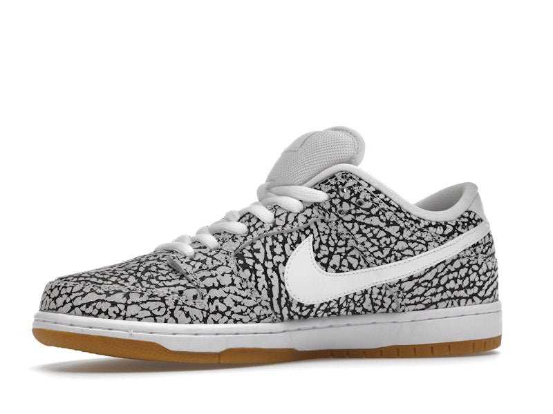 Nike SB Dunk Low Road