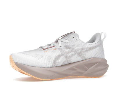 ASICS Novablast 5 White Fawn (Women's)