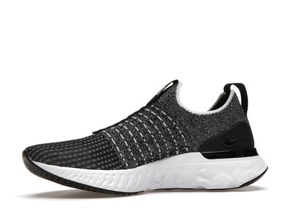 Nike React Phantom Run Flyknit 2 Oreo (Women's)