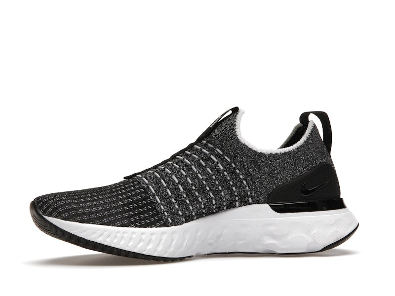 Nike React Phantom Run Flyknit 2 Oreo (Women's)