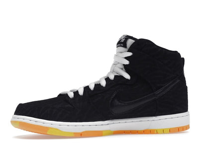 Nike SB Dunk High Skunk