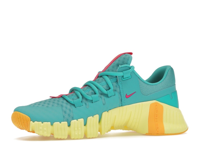 Nike Free Metcon 5 Dusty Cactus Fierce Pink