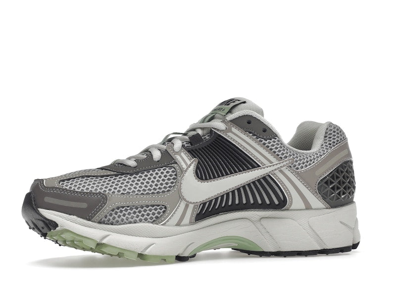 Nike Zoom Vomero 5 Cobblestone Flat Pewter (Women's)