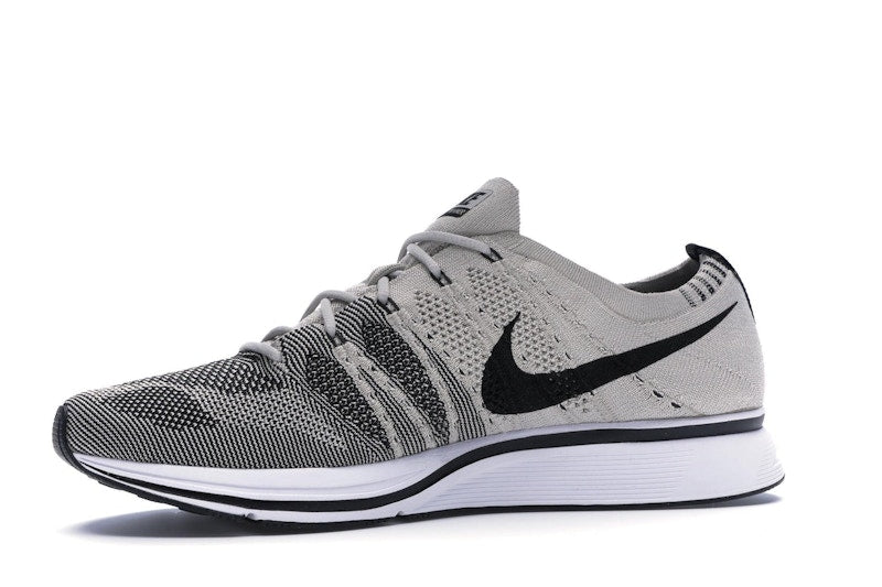 Nike Flyknit Trainer Pale Grey