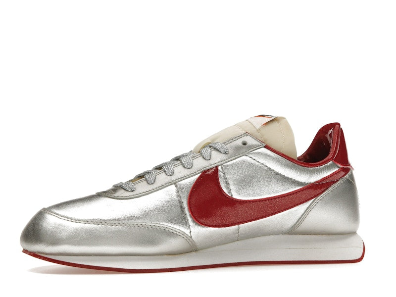Nike Tailwind Night Track