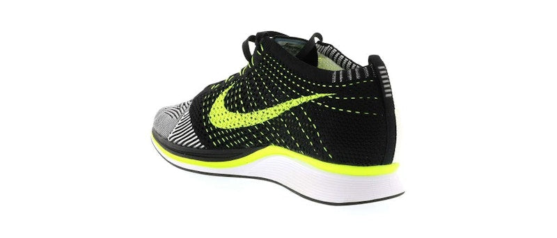 Nike Flyknit Racer Sail Volt