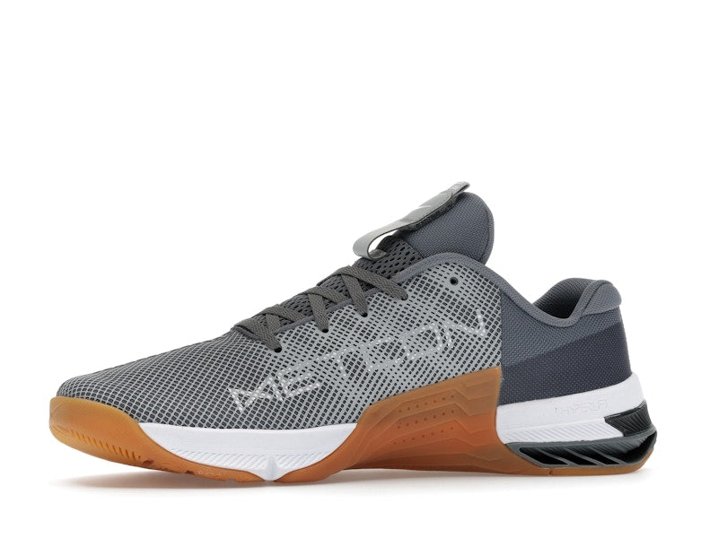 Nike Metcon 8 Smoke Grey Gum