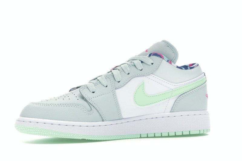 Jordan 1 Low Barely Grey Frosted Spruce (GS)