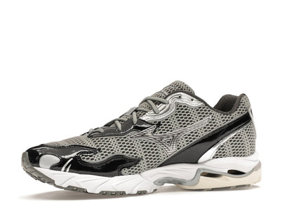 Mizuno Wave Rider 10 Flame Wave One Block Down Onyx