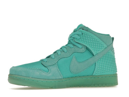 Nike Dunk CMFT Premium Light Retro