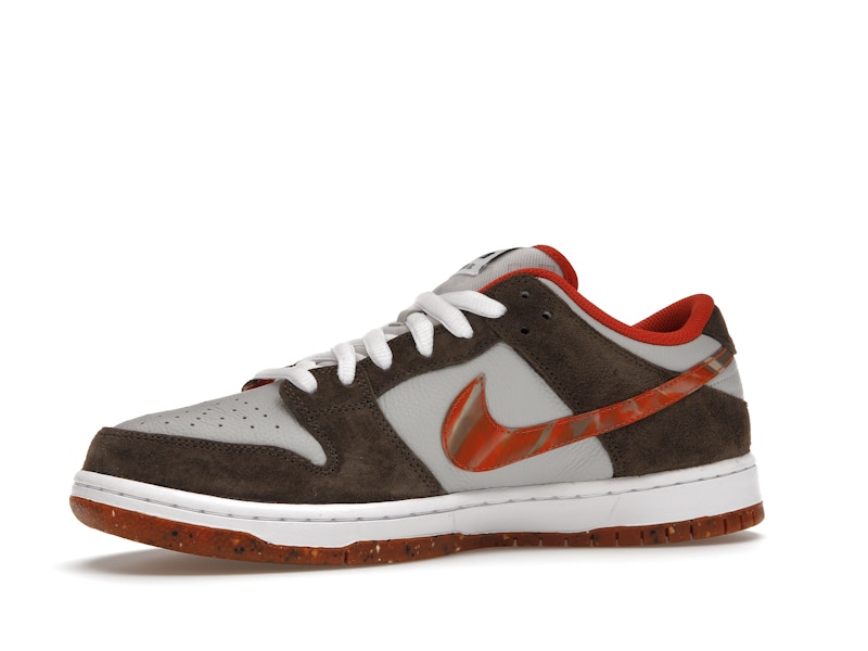 Nike SB Dunk Low Crushed D.C.