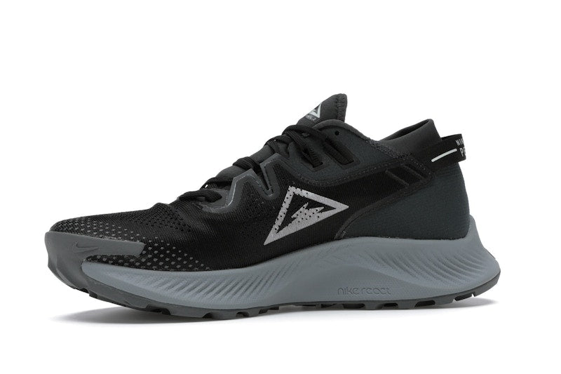 Nike Pegasus Trail 2 Black Dark Smoke Grey