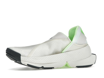 Nike Go FlyEase Ghost Green (Women's)