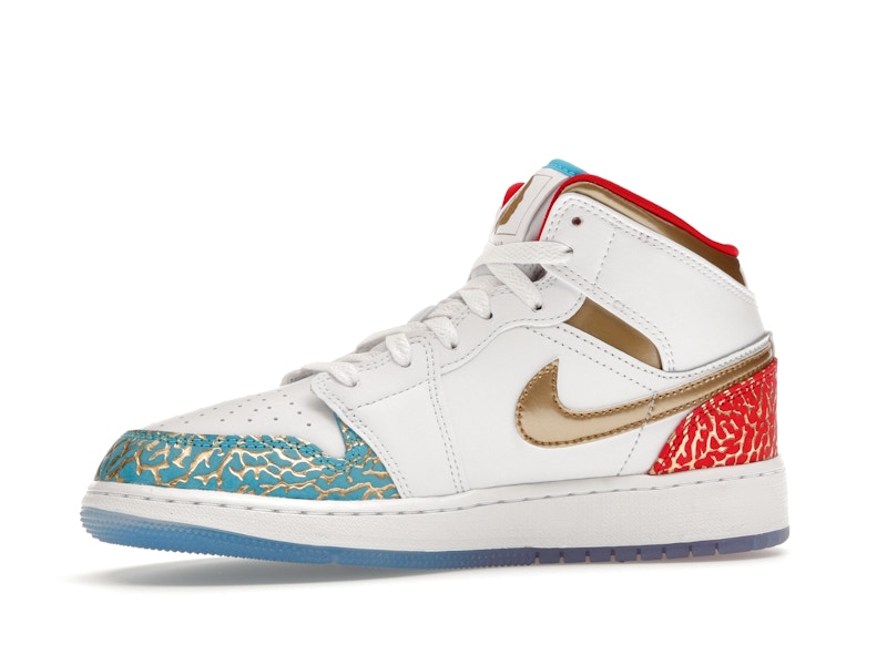 Jordan 1 Mid Sneaker School NC to Chicago (GS)