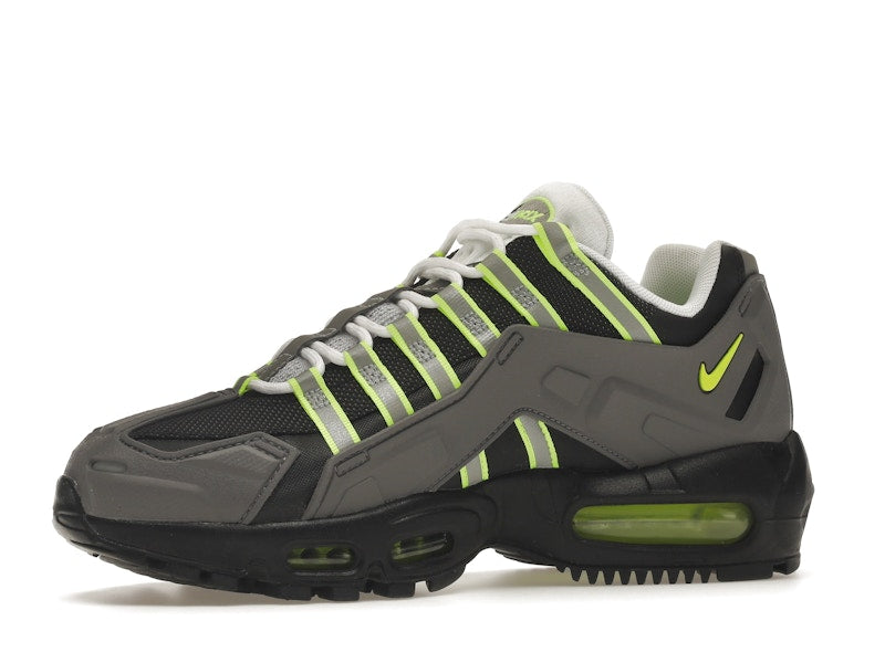 Nike NDSTRKT Air Max 95 Neon