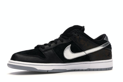 Nike SB Dunk Low Takashi 2
