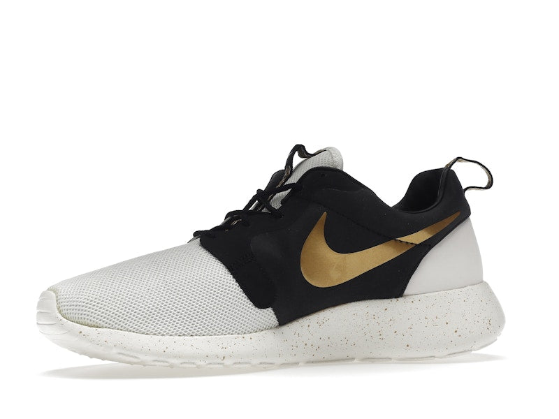Nike Roshe Run Gold Trophy