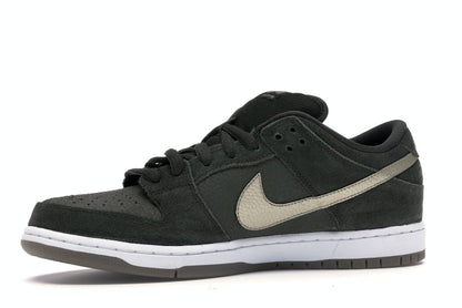 Nike SB Dunk Low Sequoia White Gum