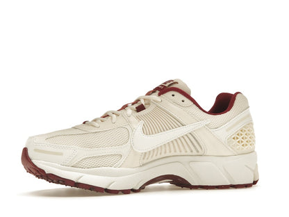 Nike Zoom Vomero 5 Valentine's Day (Women's)