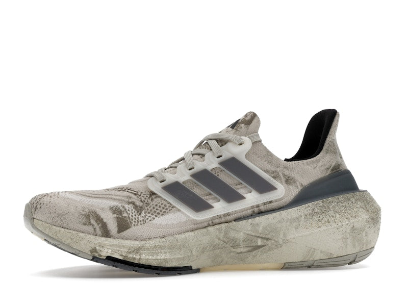 adidas Ultra Boost Light Worn-Out