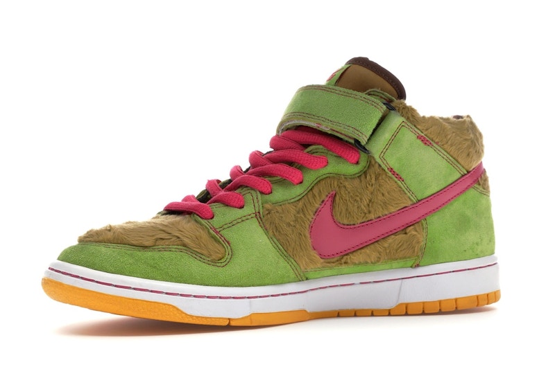 Nike SB Dunk Mid Mama Bear