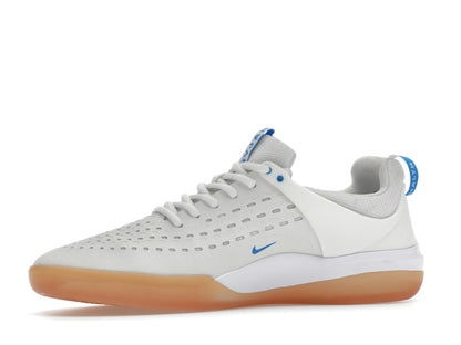 Nike SB Zoom Nyjah 3 Summit White Photo Blue
