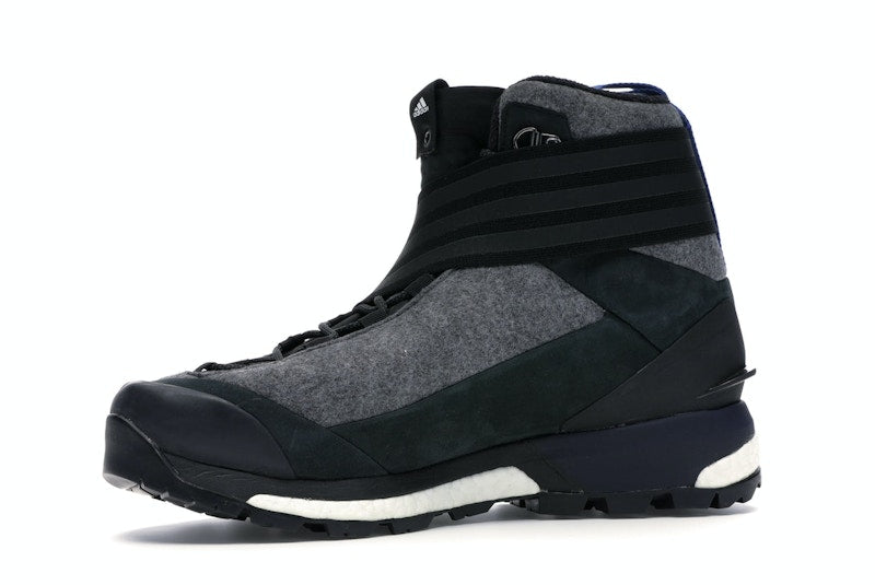 adidas Terrex Tracefinder Xhibition
