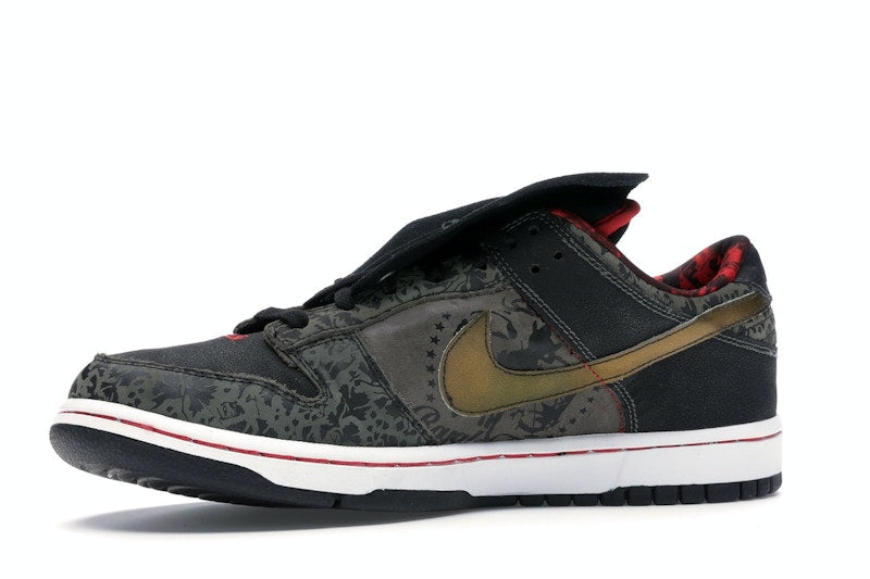 Nike SB Dunk Low SBTG