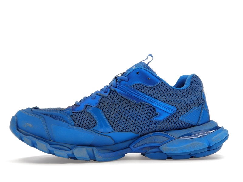Track.3 Blue