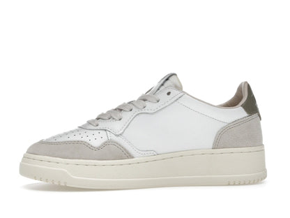 Autry Medalist Leather Low White Covert Green Beige (Women's)
