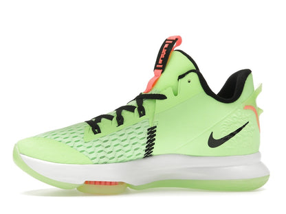 Nike LeBron Witness 5 Grinch