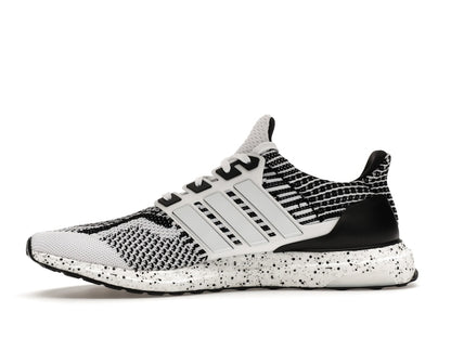 adidas Ultra Boost 5.0 DNA Cloud White Black