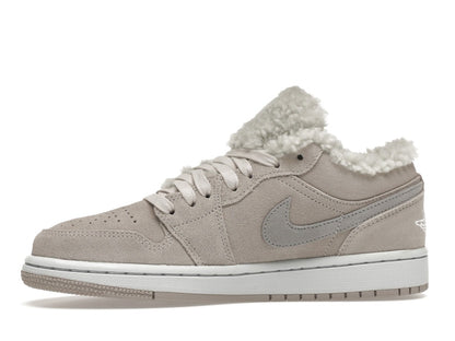 Jordan 1 Low SE Sherpa Fleece (Women's)