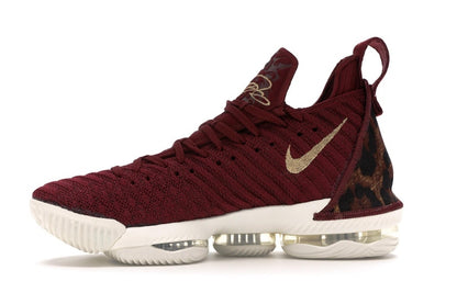 Nike LeBron 16 King