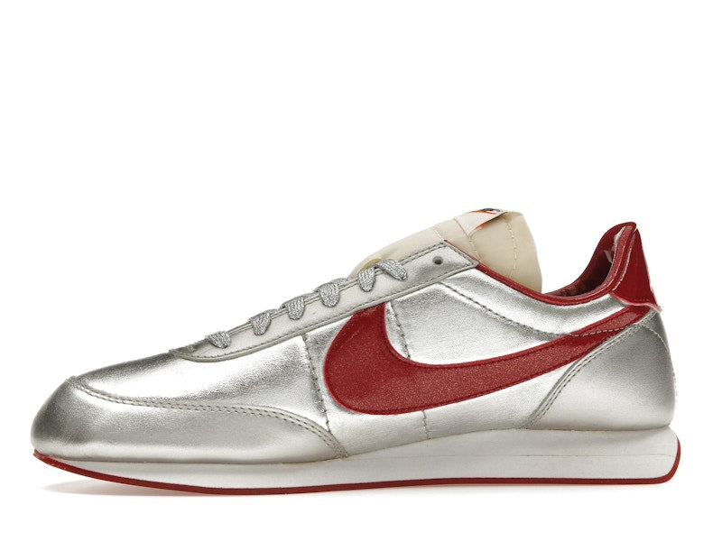 Nike Tailwind Night Track