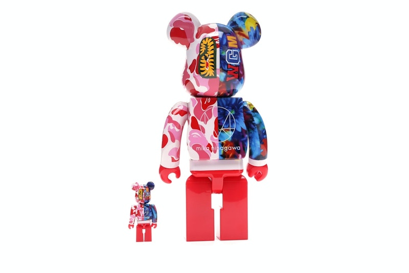 Bearbrick x Bape x Mika Ninagawa Shark 100% & 400% Set Pink
