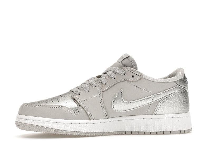 Jordan 1 Low OG Metallic Silver (GS)