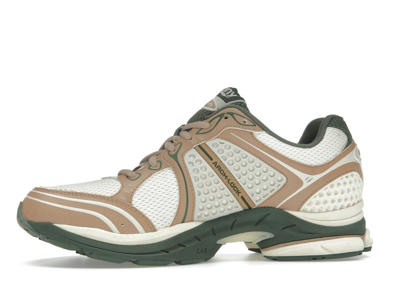 Saucony ProGrid Triumph 4 Saucony & Friends Seanella Abraham