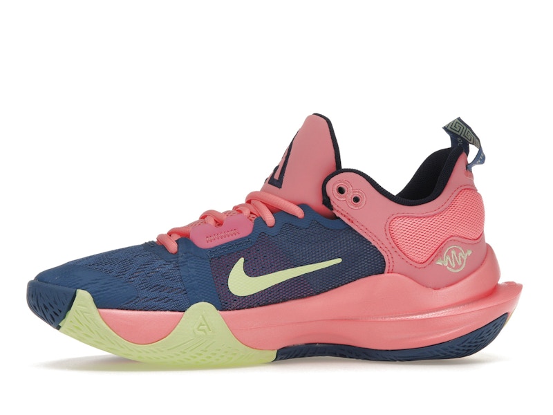 Nike Giannis Immortality 2 The Wonder