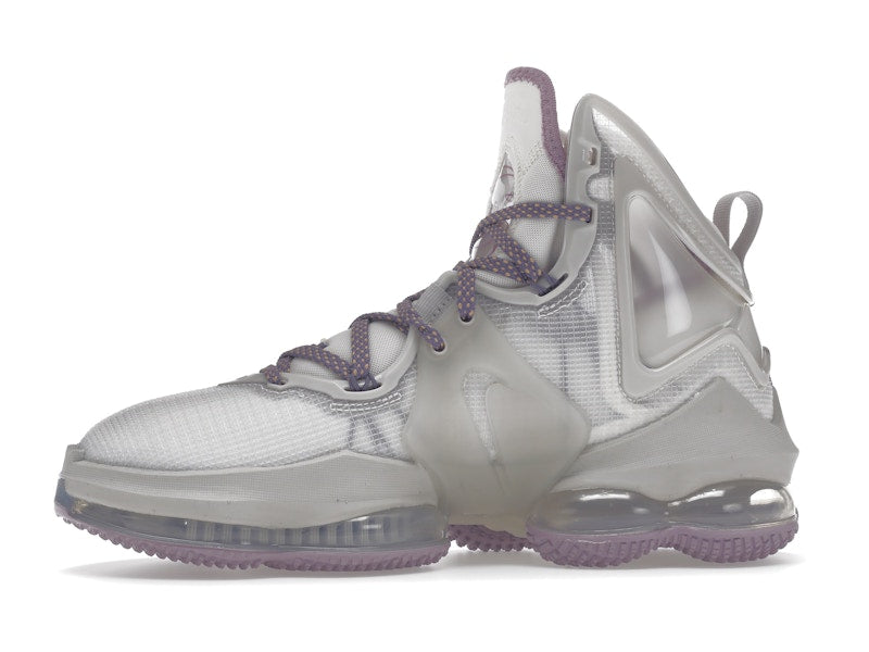 Nike LeBron 19 Strive For Greatness