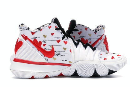 Nike Kyrie 5 Sneaker Room Mom White