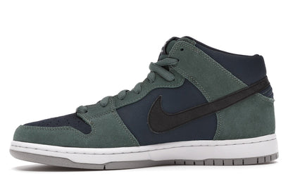 Nike SB Dunk Mid Nori