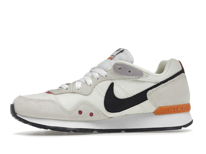 Nike Venture Runner Coconut Milk Light Curry (Women's)