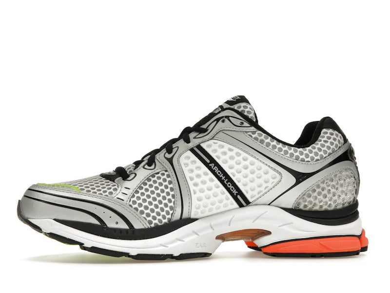 Saucony ProGrid Triumph 4 Highsnobiety Silver