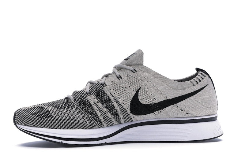 Nike Flyknit Trainer Pale Grey