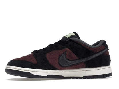 Nike Dunk Low SE Fleece Pack Burgundy Crush (Women's)
